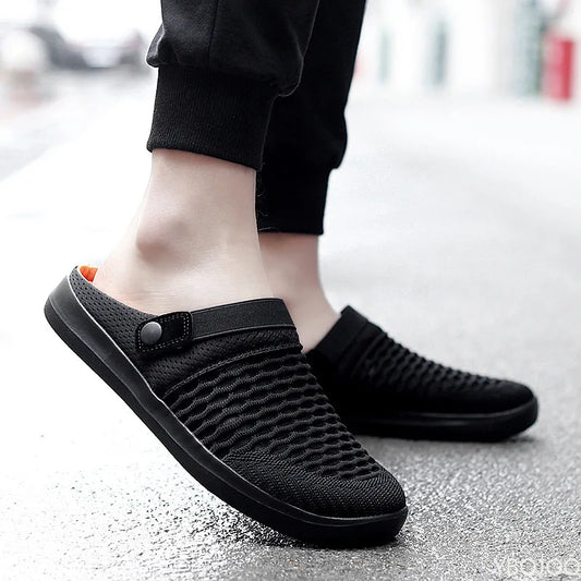 Comfortable Mesh Garden Shoes For Men 2025 new summer AntiSlip Lightweight Slippers Men Clogs sandalias hombre Man Beach Sandals